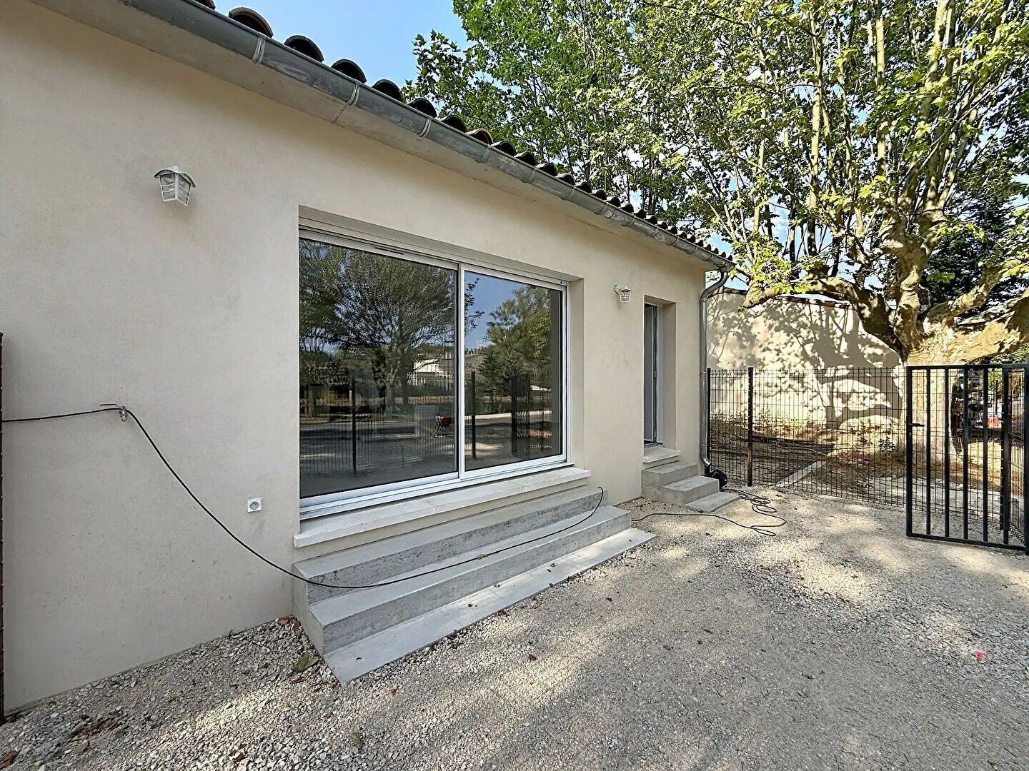 Maison à louer, 73m², Saze