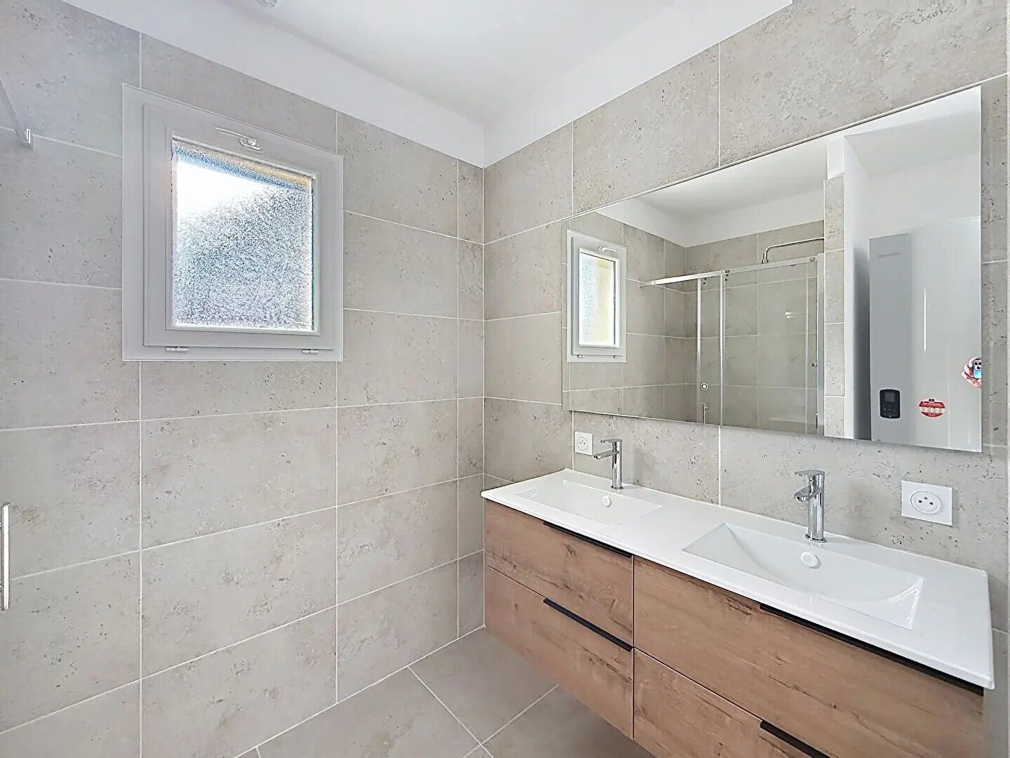 Maison à louer, 73m², Saze