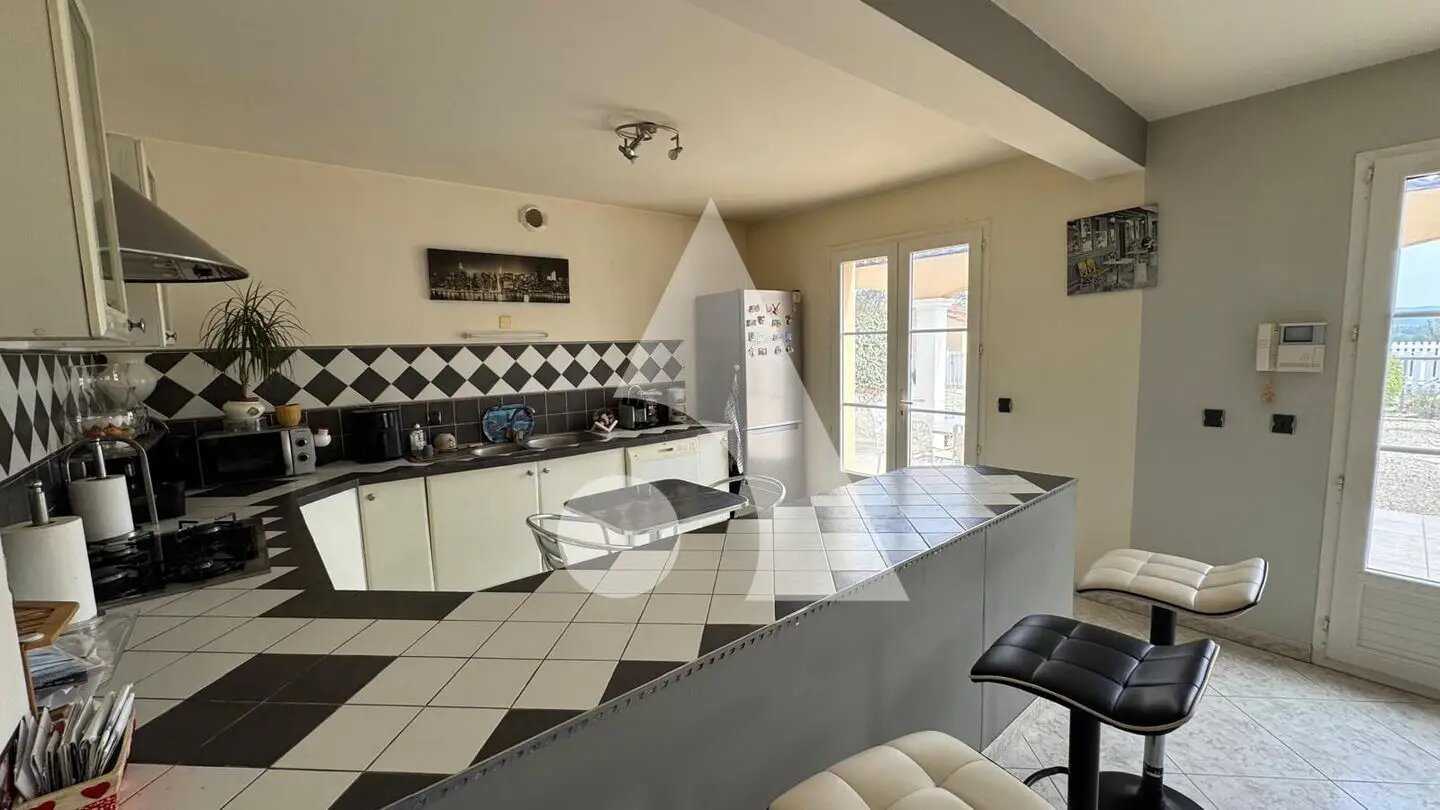 Maison à vendre, 146m², Pertuis