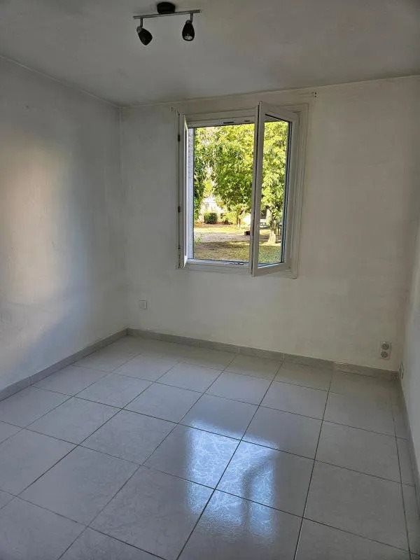 Appartement à louer, 60m², Pertuis
