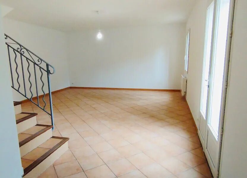 Maison à louer, 87m², Pertuis