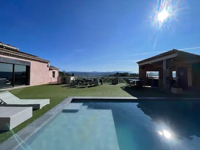 Maison à vendre, 200m², Villeneuve