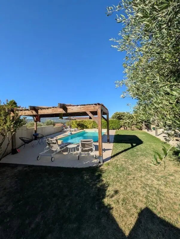 Maison à vendre, 168m², Villelaure