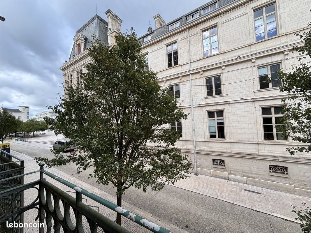 Appartement à louer, 41m², Poitiers