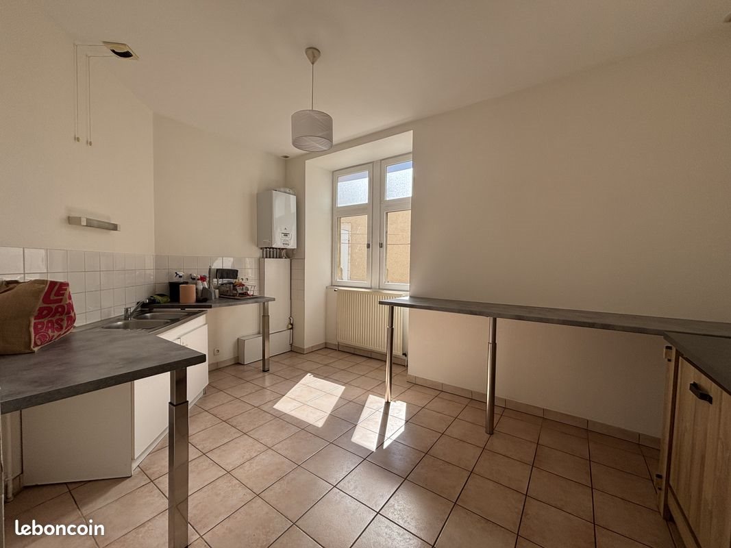 Appartement à louer, 80m², Poitiers
