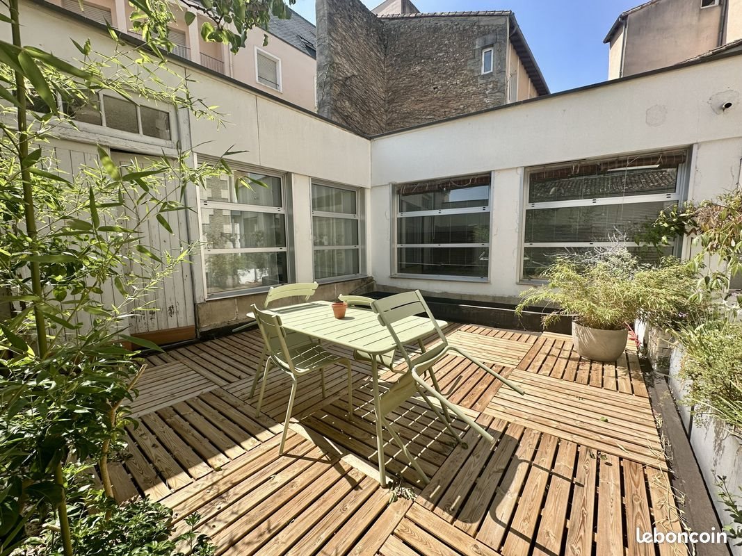 Appartement à louer, 170m², Poitiers