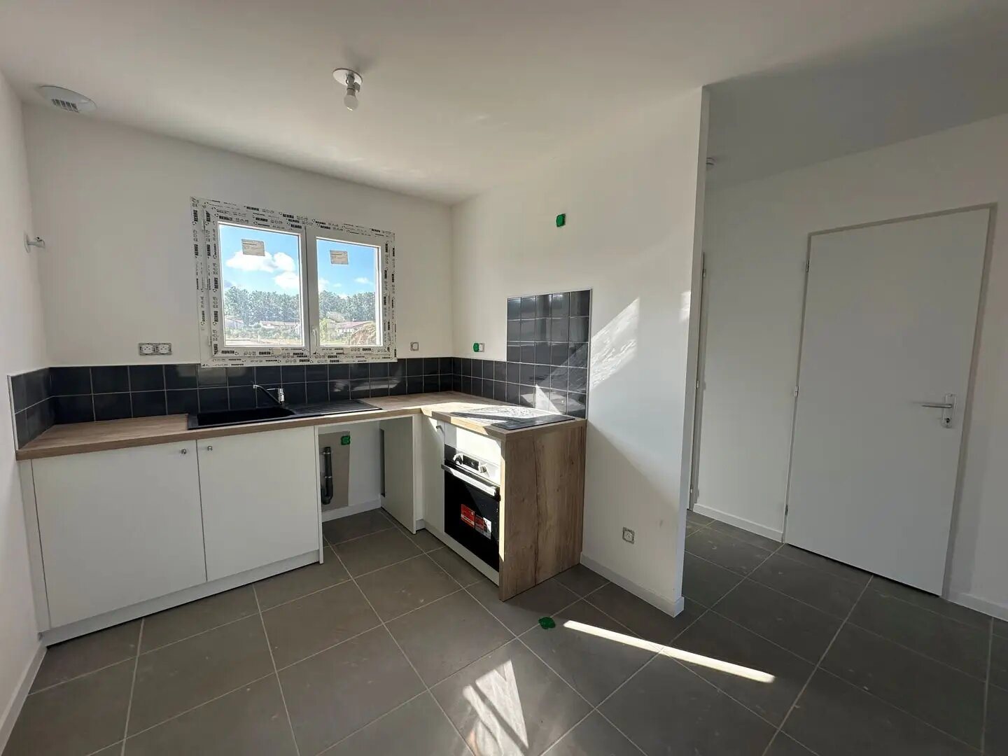 Maison à louer, 81m², Saint-Julien-l'Ars