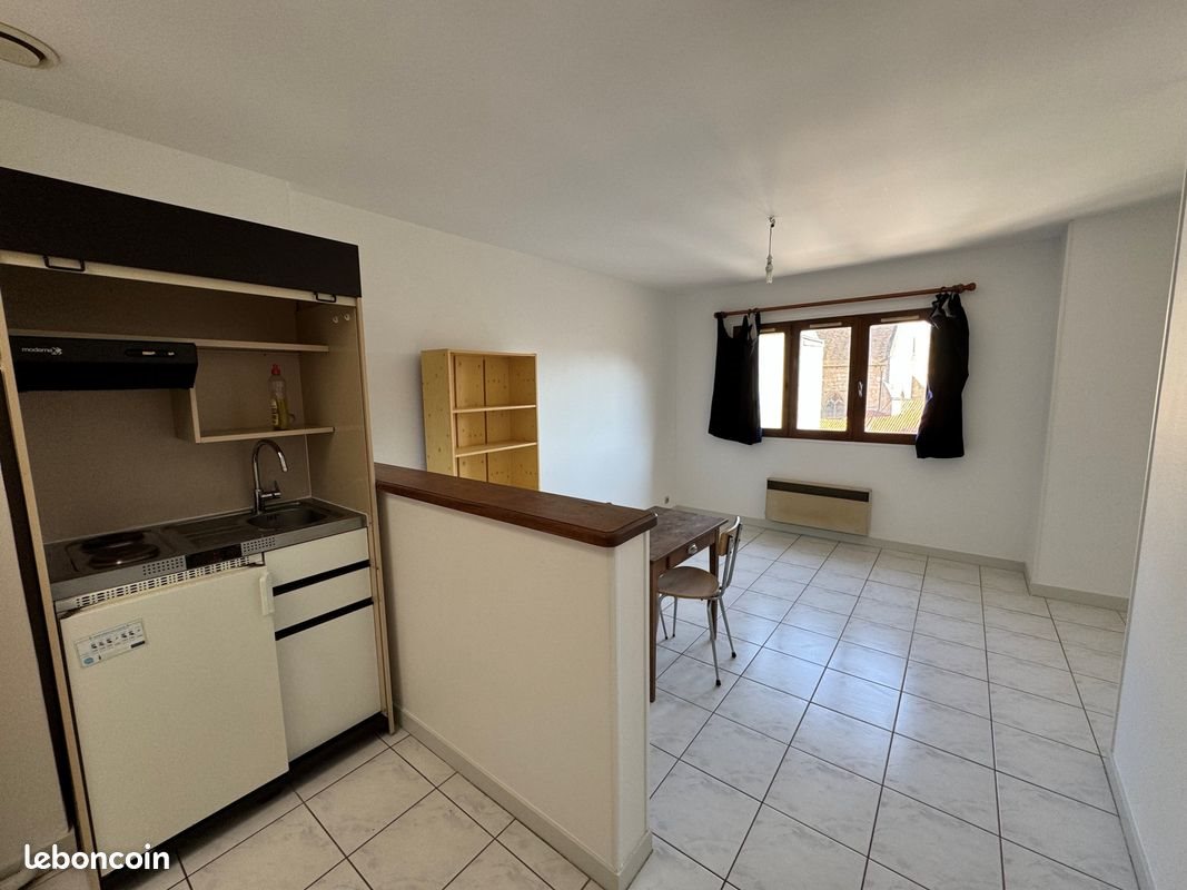 Appartement à louer, 25m², Poitiers