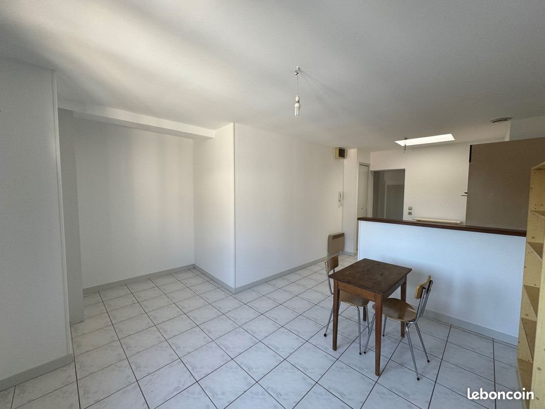 Appartement à louer, 25m², Poitiers