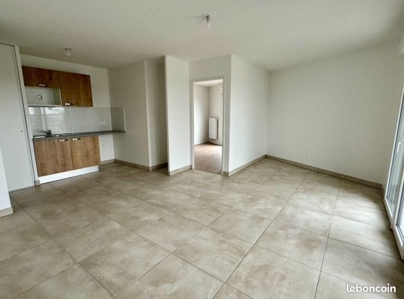 Appartement à louer, 66m², Cenon