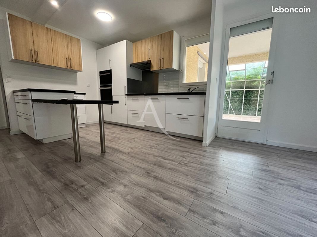 Appartement à louer, 78m², Dourdan