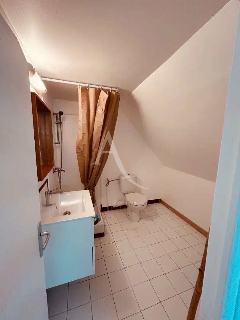 Appartement à louer, 43m², Le Val-Saint-Germain