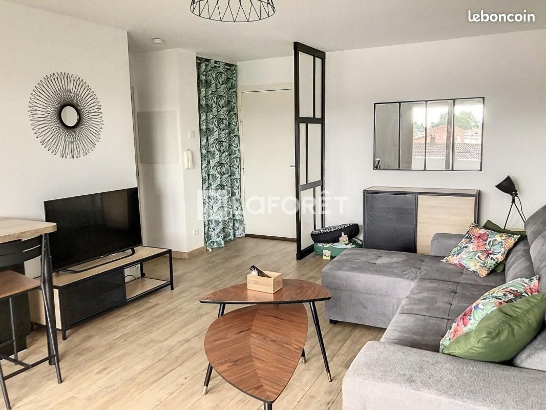 Appartement à louer, 49m², Bruges