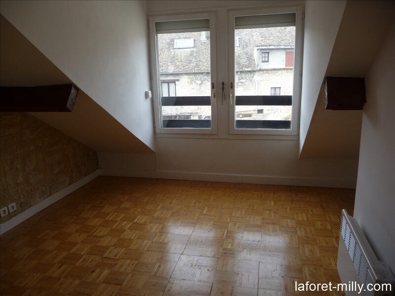 Appartement à louer, 45m², Milly-la-Forêt