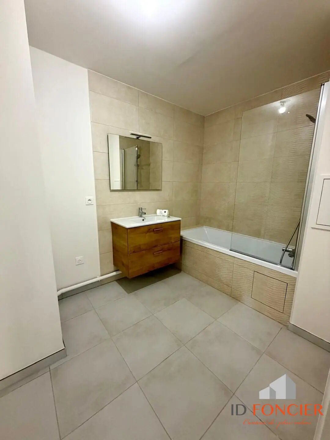 Appartement à louer, 71m², Orly