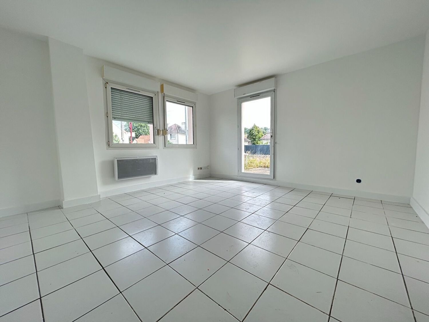 Appartement à louer, 26m², Linas