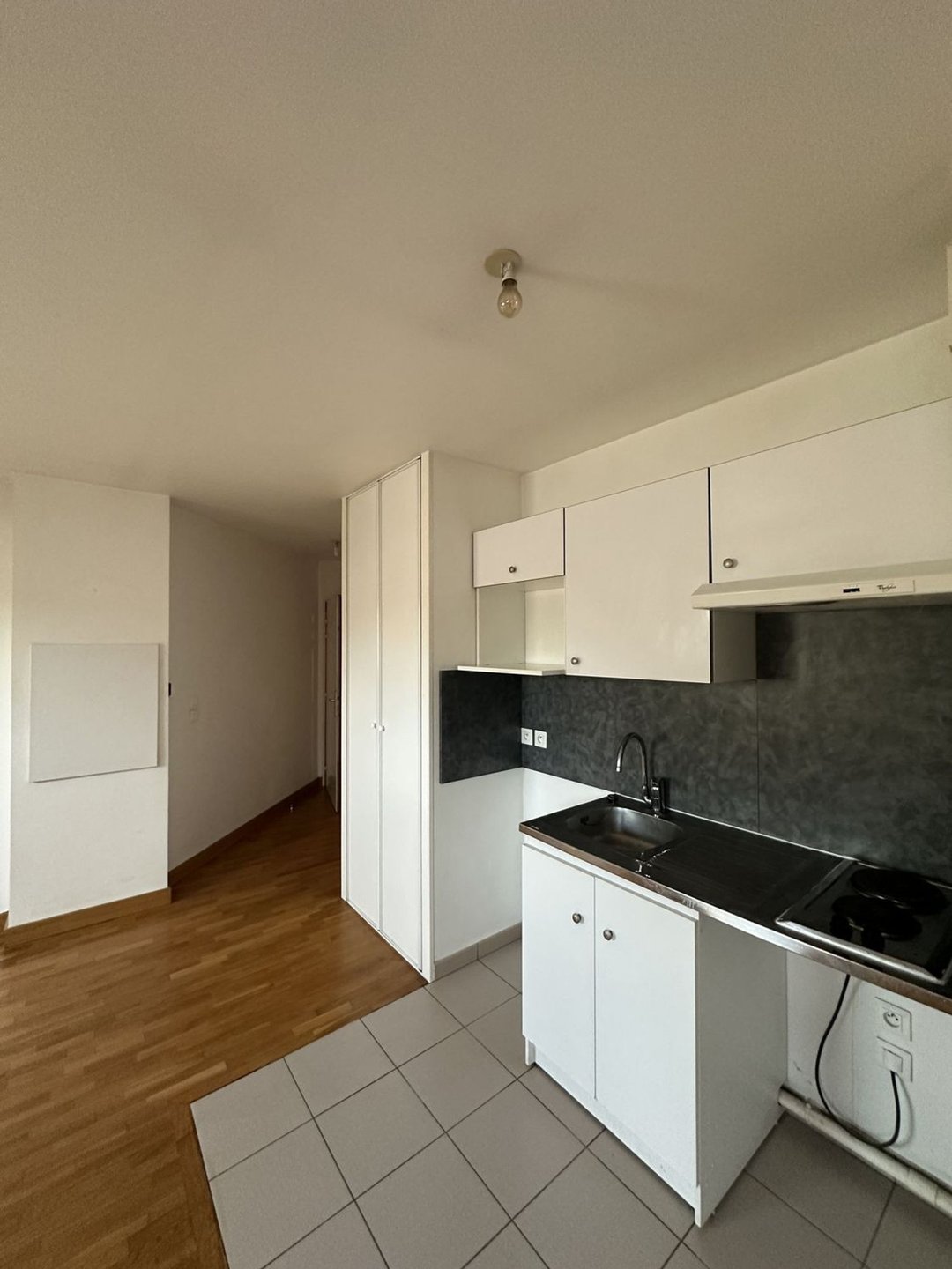 Appartement à louer, 29m², Massy