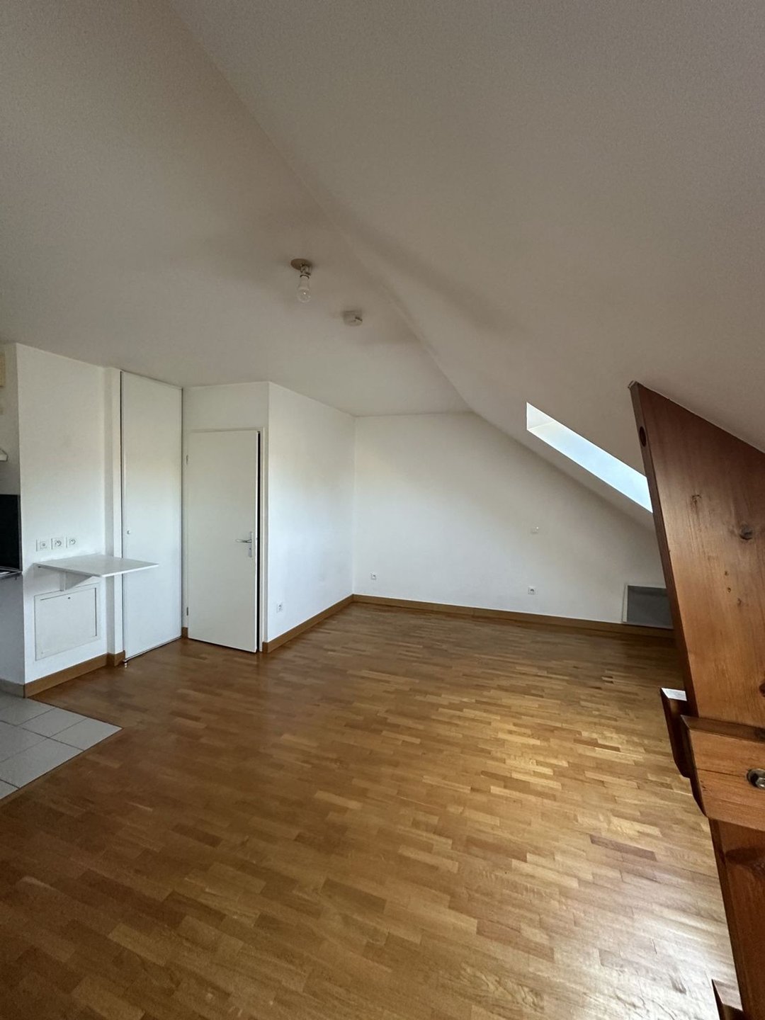 Appartement à louer, 29m², Massy