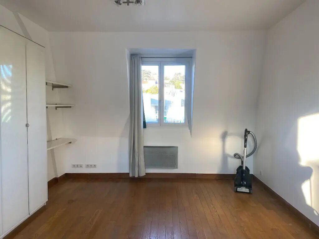 Appartement à louer, 25m², Saint-Cloud
