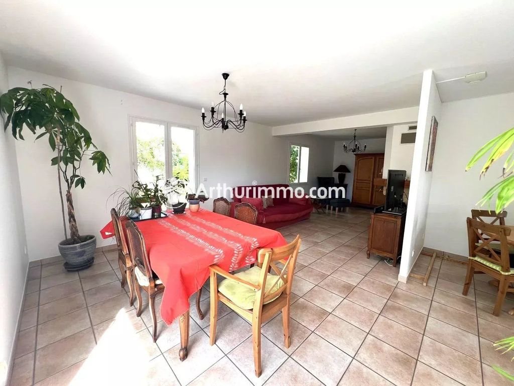 Maison à vendre, 141m², Lisses