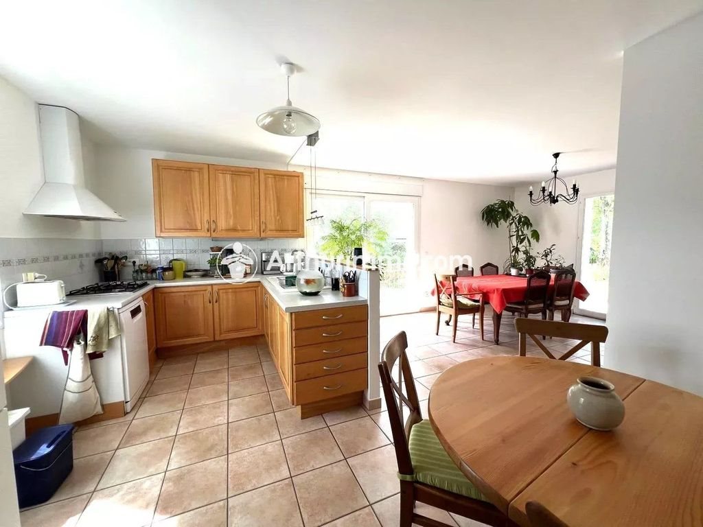 Maison à vendre, 141m², Lisses