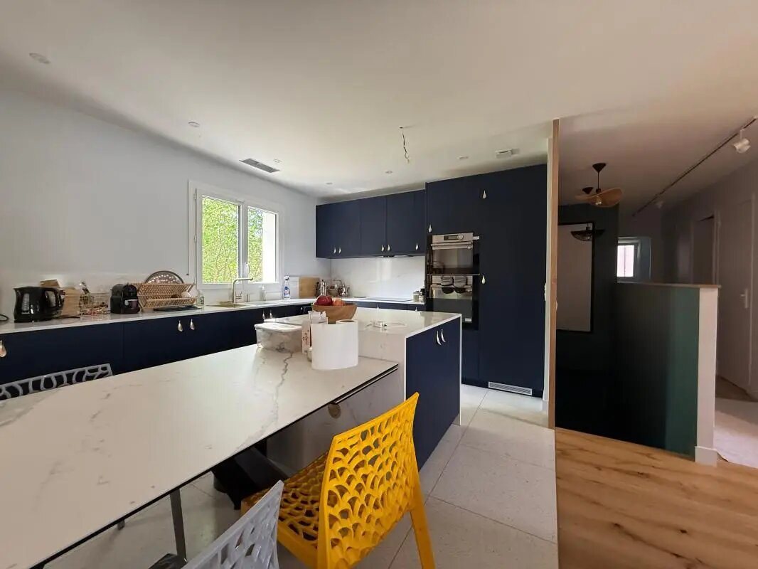 Maison à vendre, 160m², La Ville-du-Bois