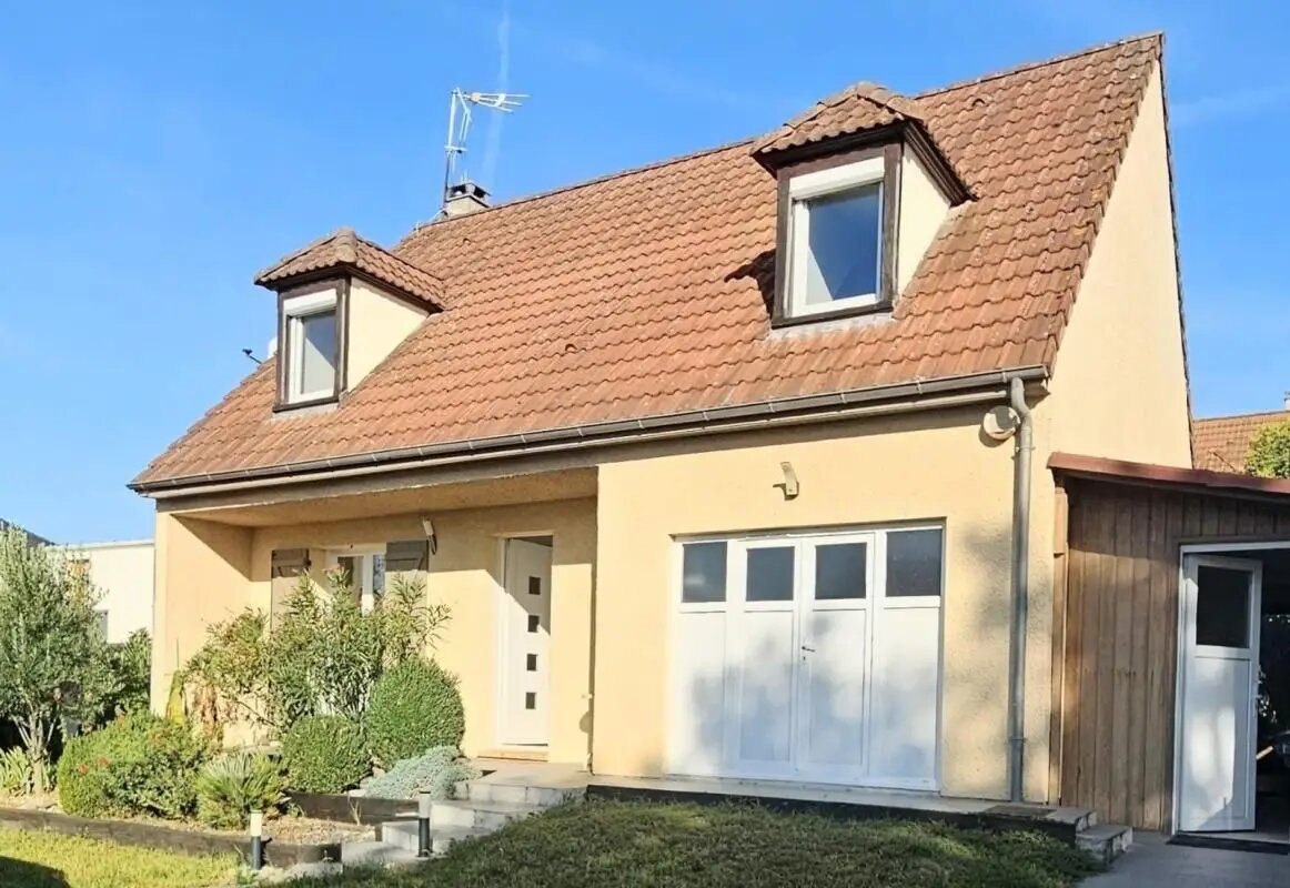 Maison à vendre, 115m², Linas