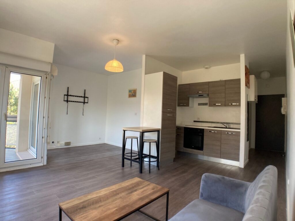 Appartement à vendre, 39m², Évry-Courcouronnes
