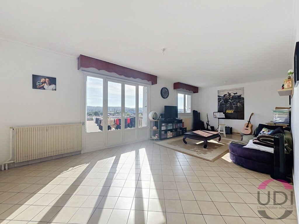 Appartement à vendre, 75m², Montluçon