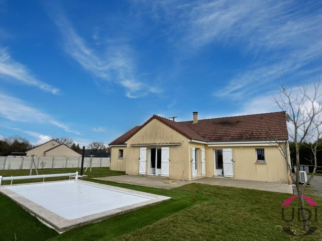 Maison à vendre, 115m², Commentry