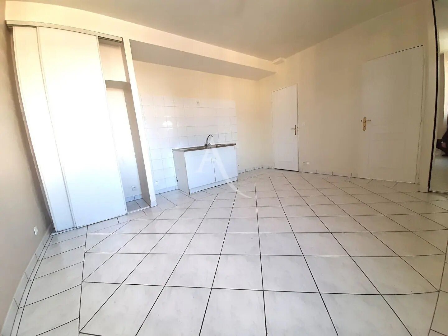 Appartement à louer, 30m², Sainte-Geneviève-des-Bois