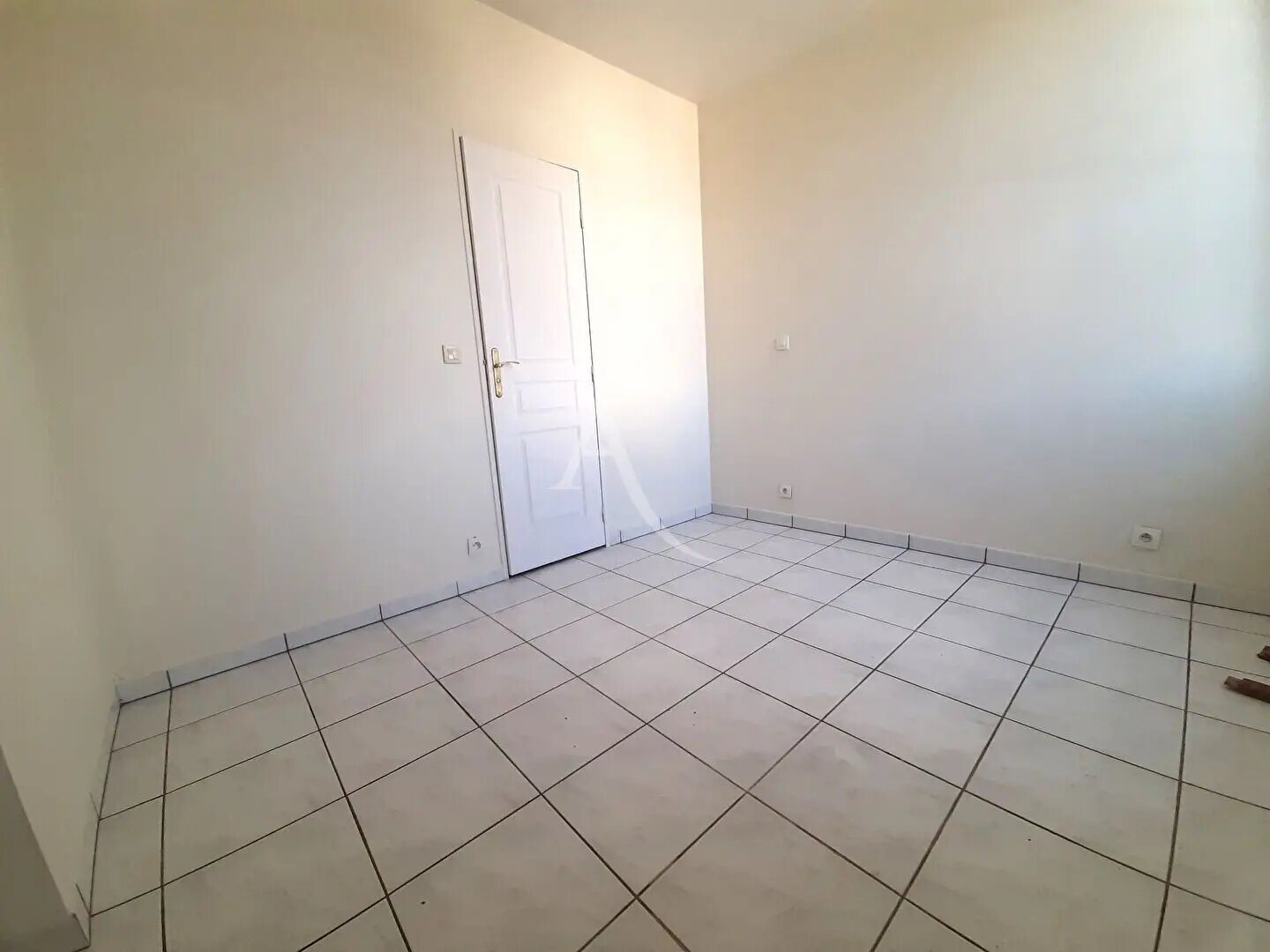 Appartement à louer, 30m², Sainte-Geneviève-des-Bois