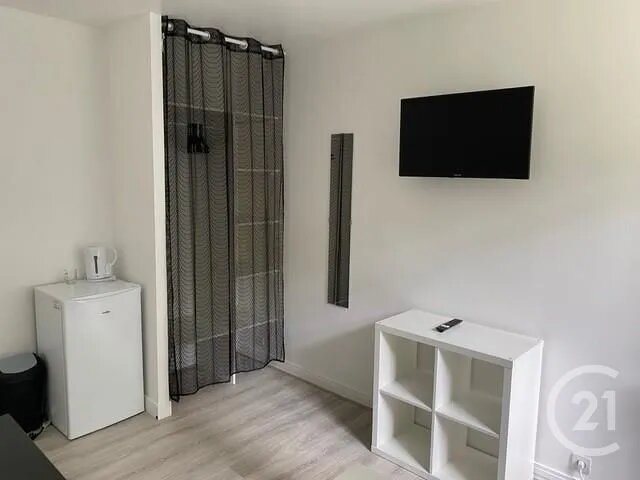 Appartement à louer, 13m², Évry-Courcouronnes