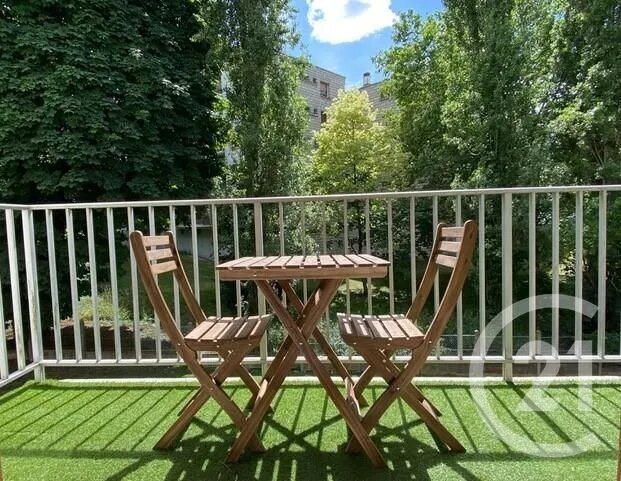 Appartement à louer, 18m², Évry-Courcouronnes