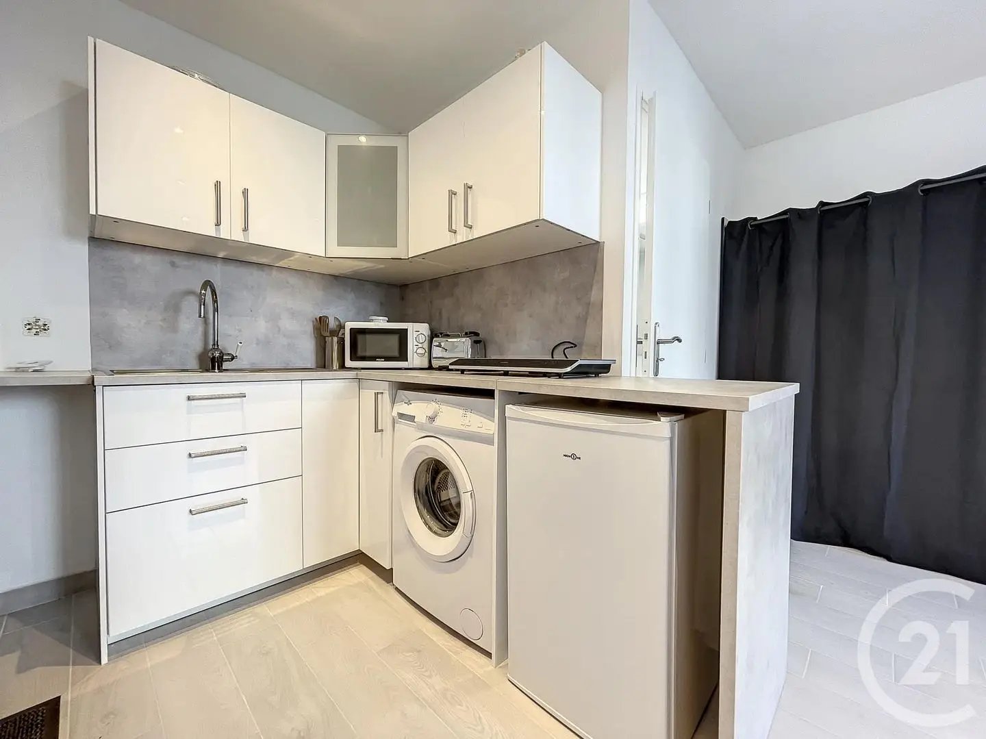 Appartement à louer, 21m², Evry