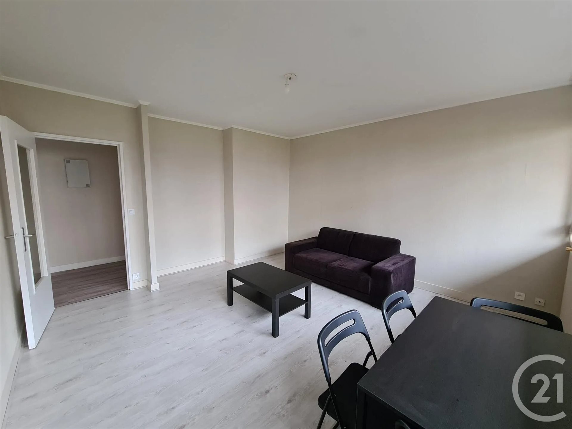 Appartement à louer, 48m², Évry-Courcouronnes
