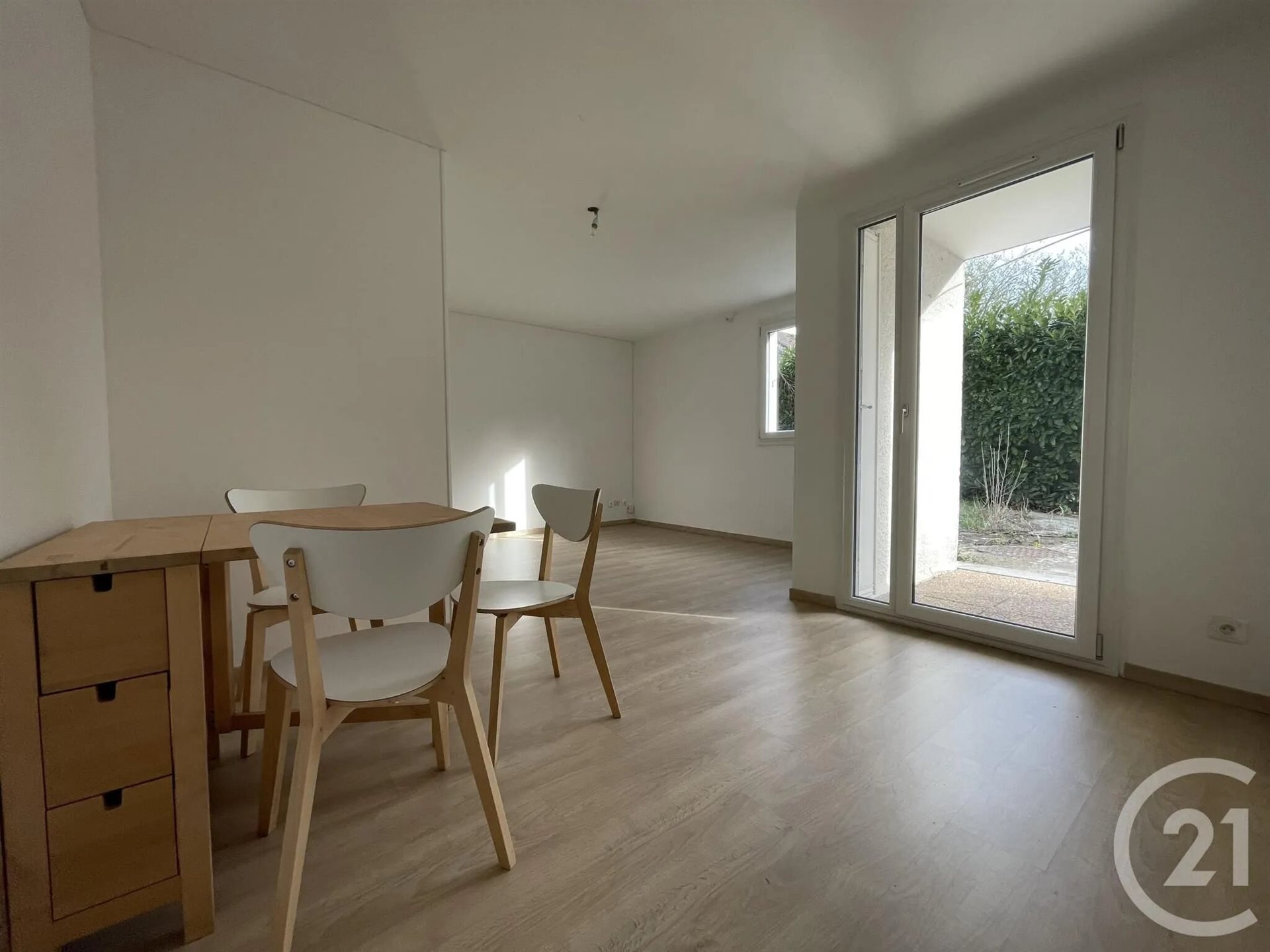 Appartement à louer, 46m², Evry