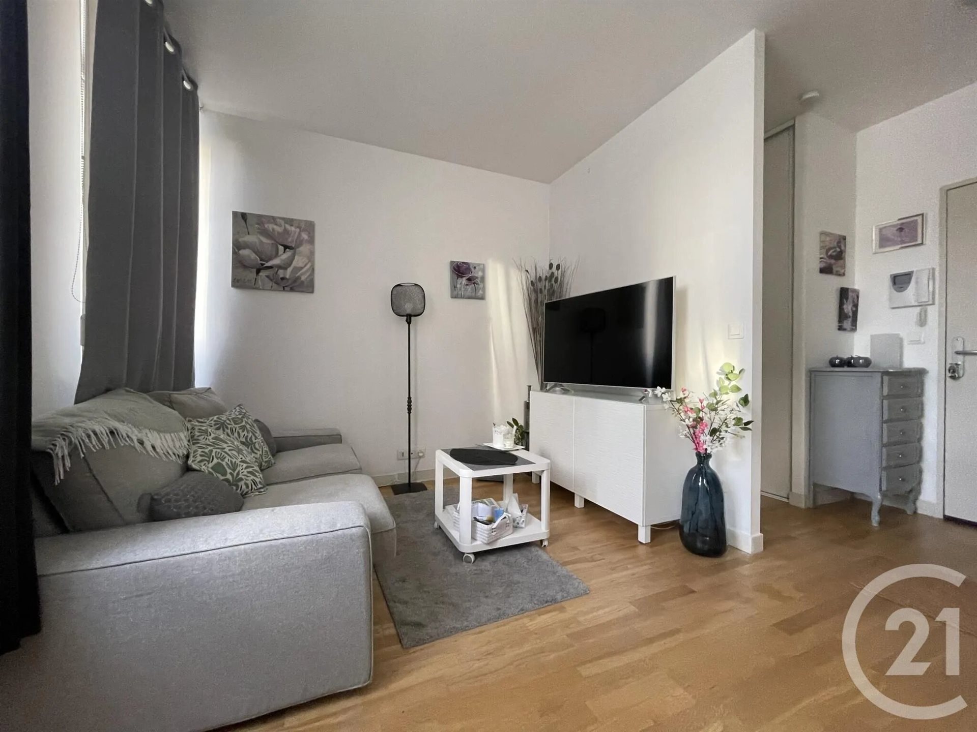 Appartement à louer, 40m², Évry-Courcouronnes
