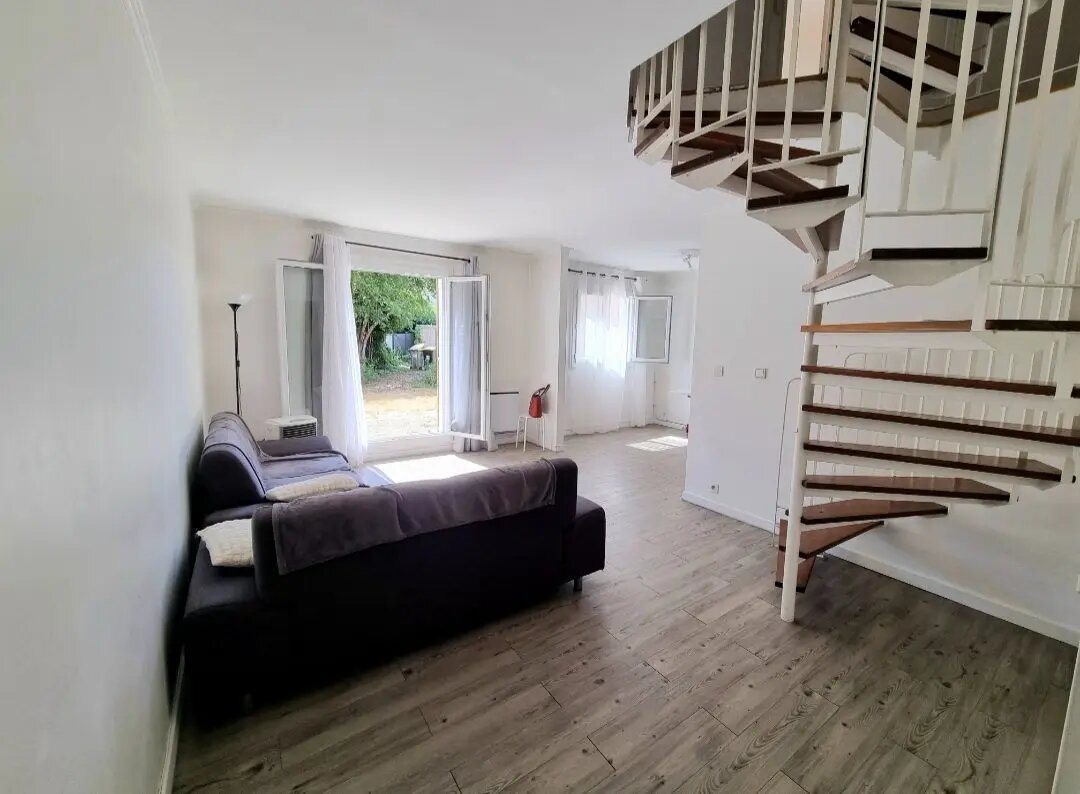 Maison à vendre, 109m², Lisses