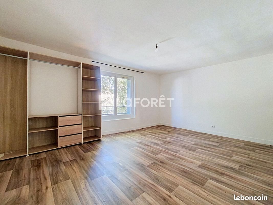 Appartement à louer, 25m², La Ville-du-Bois