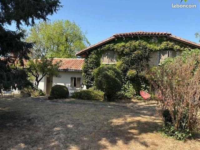 Maison à vendre, 102m², Chassenon