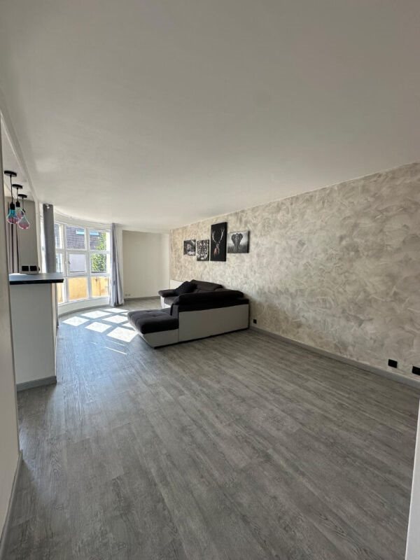 Appartement à louer, 72m², Evry