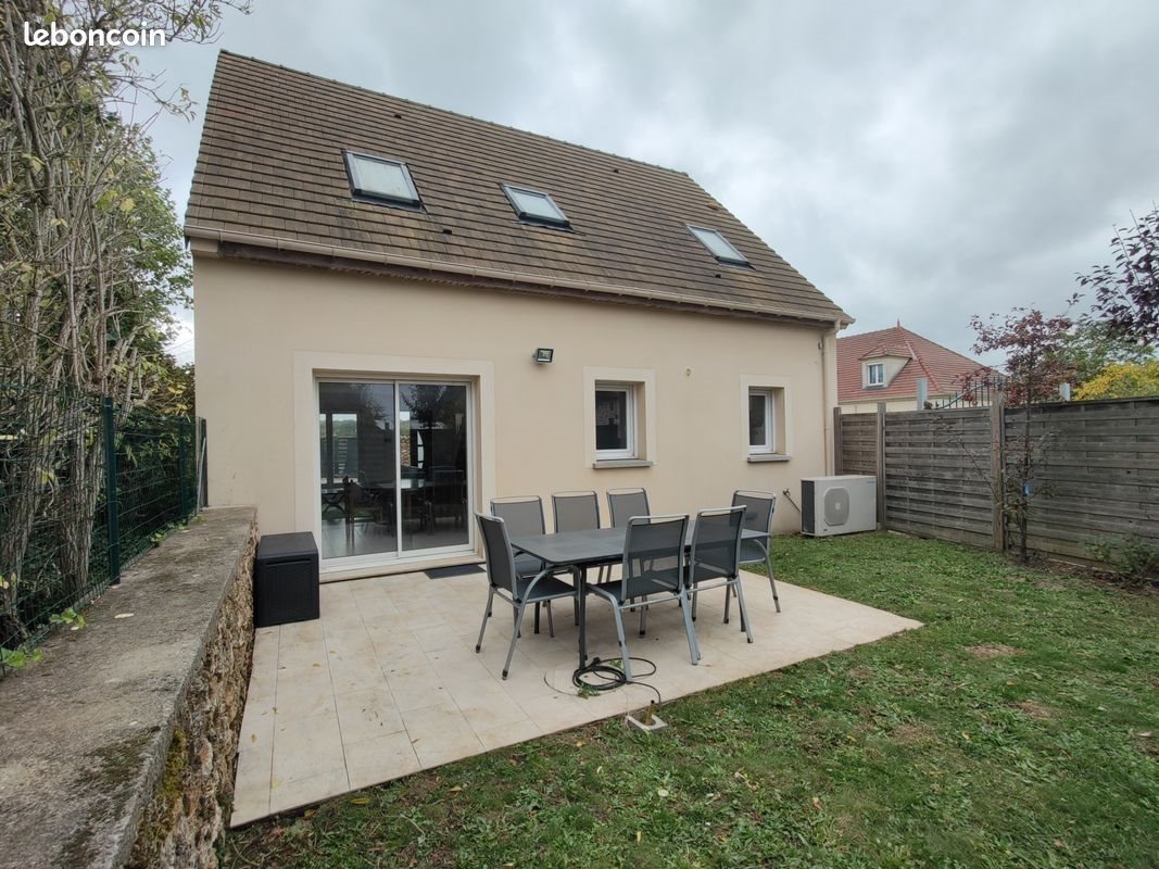 Maison à louer, 97m², Briis-sous-Forges