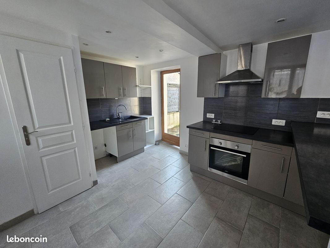 Maison à louer, 42m², Bonnelles