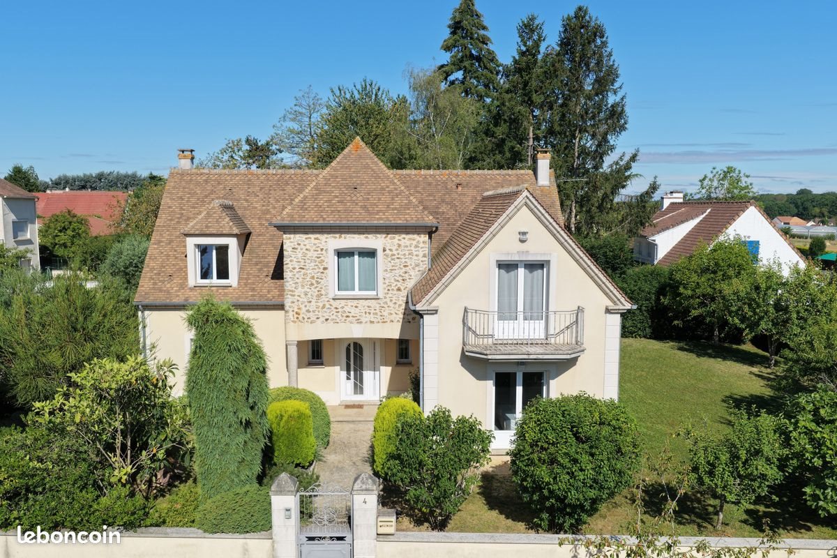 Maison à vendre, 208m², Pecqueuse