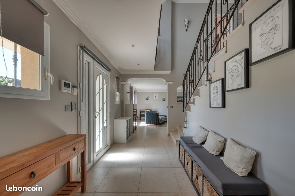 Maison à vendre, 208m², Pecqueuse