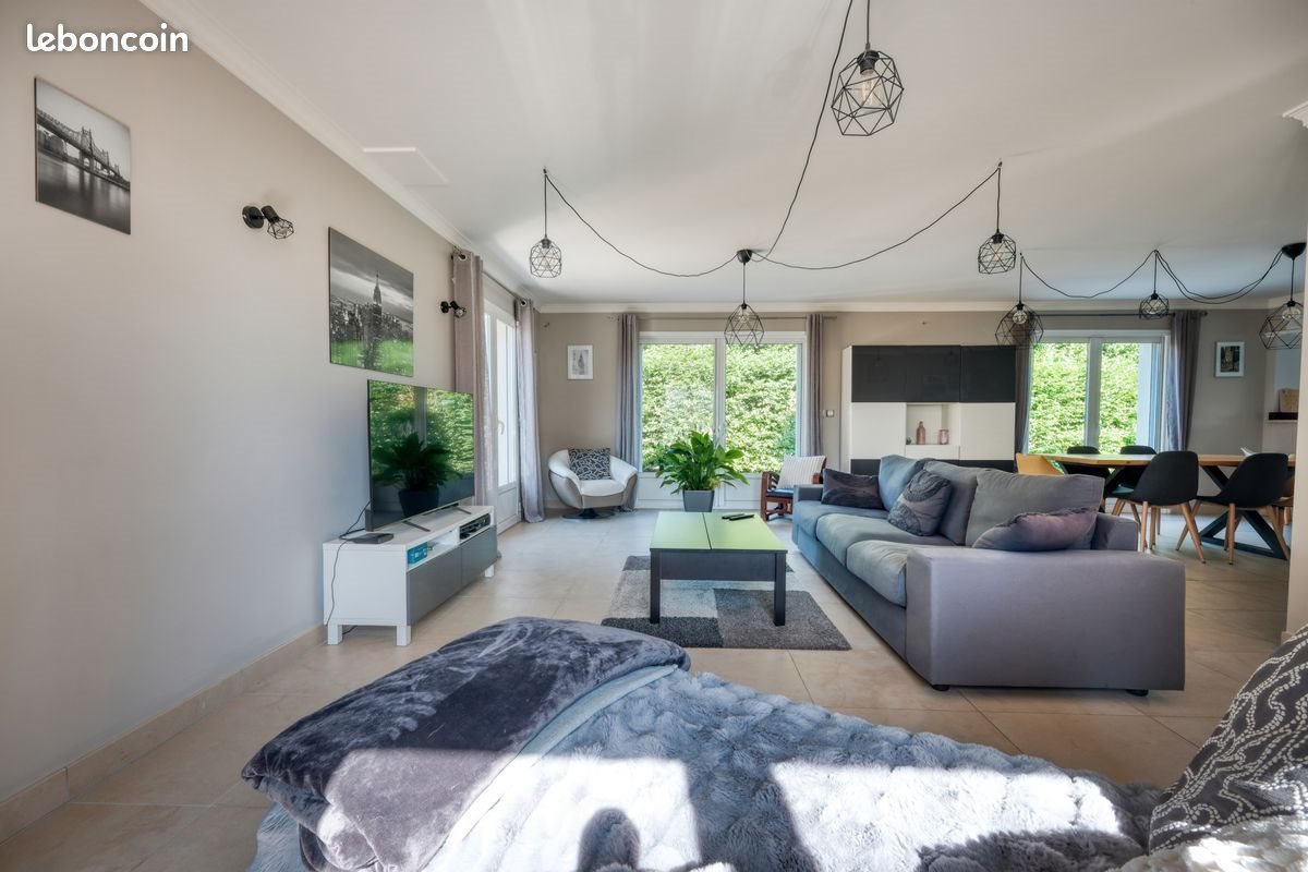 Maison à vendre, 208m², Pecqueuse