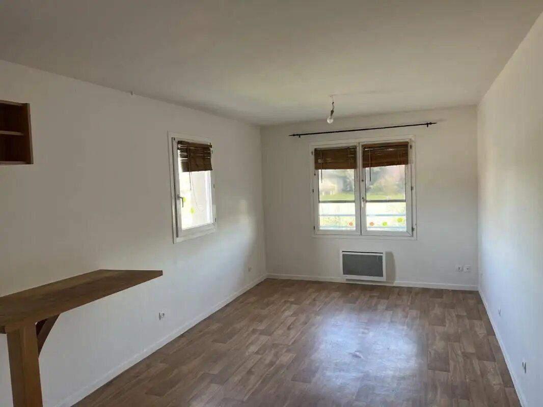 Appartement à louer, 23m², Lardy