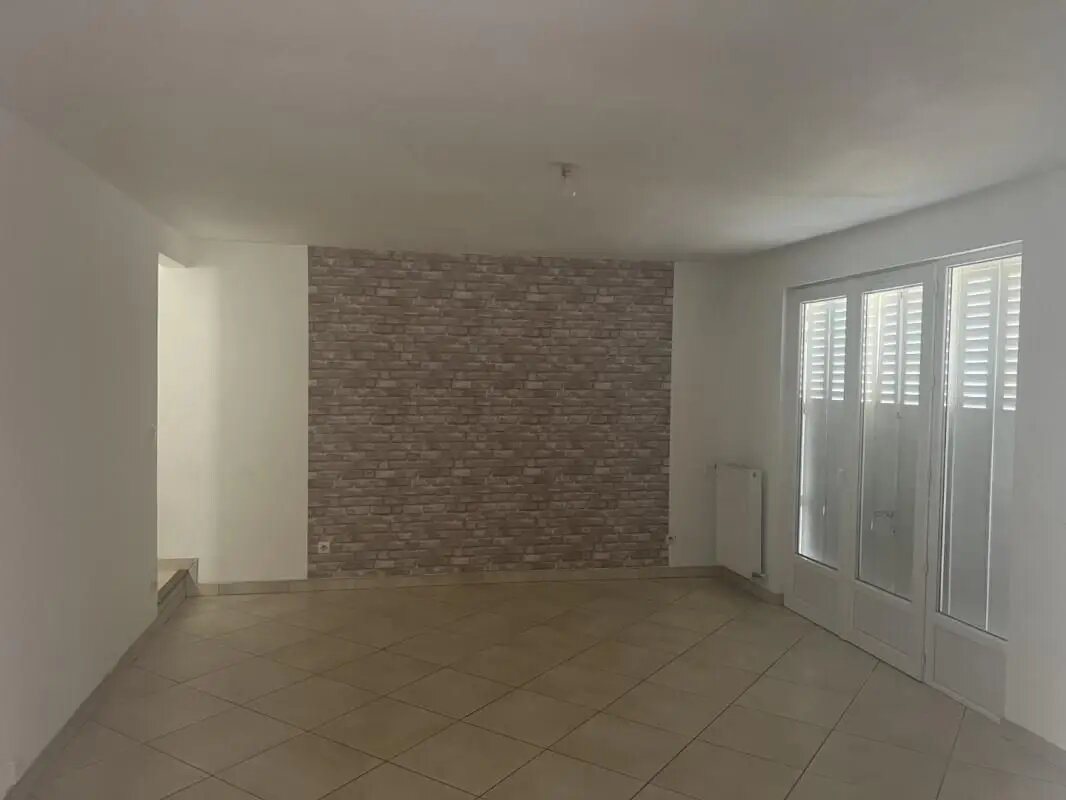 Maison à louer, 79m², Ballancourt-sur-Essonne