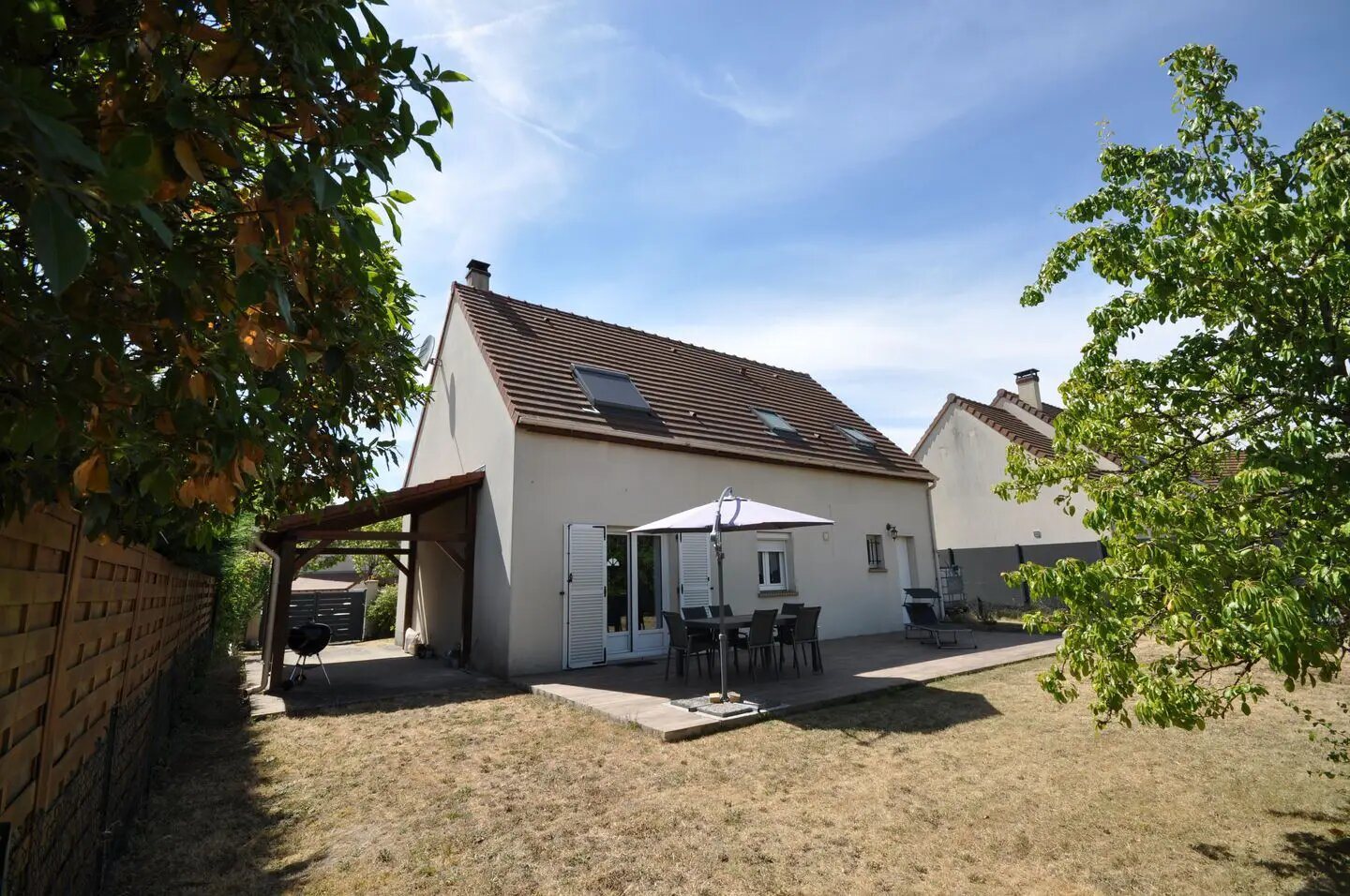 Maison à vendre, 129m², Bruyères-le-Châtel